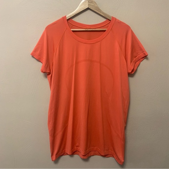 Lululemon Swiftly Tech Short Sleeve Crew Orange Red Coral Size 16 - Picture 1 of 5